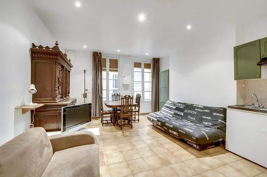 Louvre Tuileries Id257 Apartment Paris